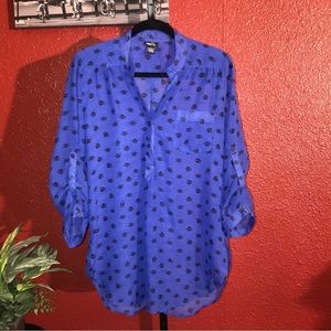 Rue21. Large. Blue with Black Skulls.
